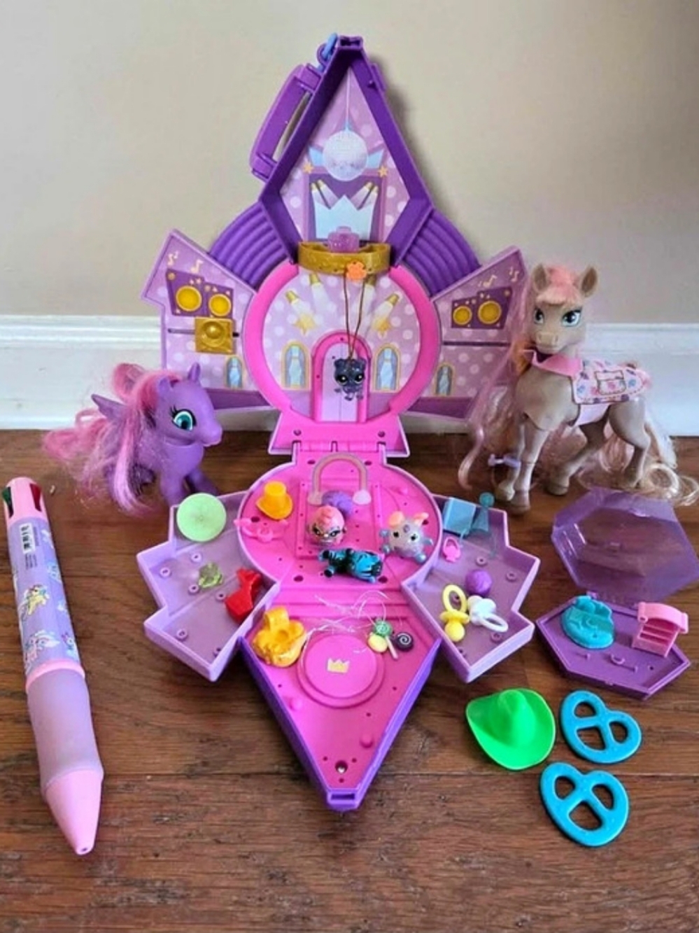 My Little Pont Mini Magic Crystal, My Little Pony Carry Case, Ponies & Acc.